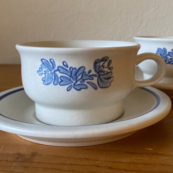 Set of 2 Cups Mugs & Saucers Pfaltzgraff Yorktowne Stone Blue Gray - Picture 4 of 4